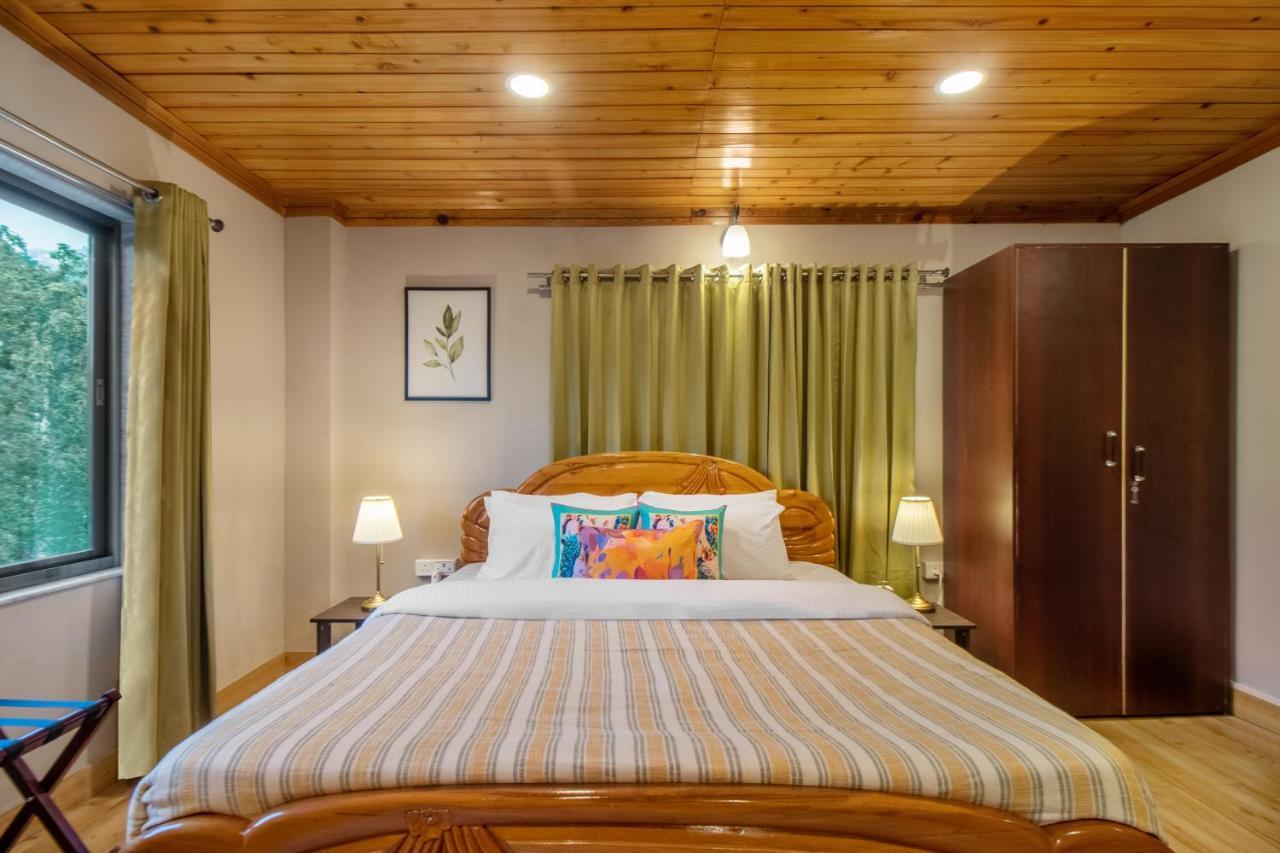 Stayvista's Tree Tops & Tea Trails: Mountain-View Villa in Tea Plantation Darjeeling  Exterior photo
